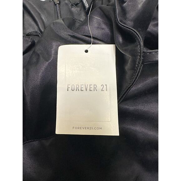 NWT Forever 21 Elegant Black Ruched Midi Dress with Adjustable Strap Size Medium - Picture 6 of 8